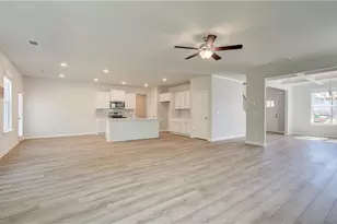 338 Tulip Dr, Covington, GA 30016 - Photo 9