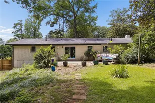 412 Derbyshire Dr, Stone Mountain, GA 30088 - Photo 31