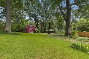 412 Derbyshire Dr, Stone Mountain, GA 30088 - Photo 27