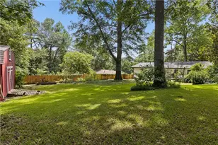412 Derbyshire Dr, Stone Mountain, GA 30088 - Photo 29