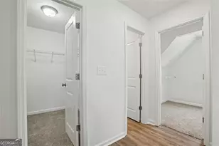 516 Brks Vlg Dr, Pendergrass, GA 30567 - Photo 17