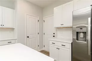 370 Jasmine Woods Dr, Lawrenceville, GA 30046 - Photo 17
