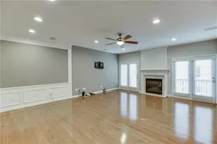 2801 Loftview Square, Atlanta, GA 30339 - Photo 9