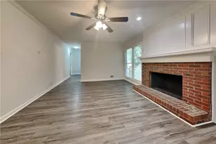 3960 Windy Shore Dr, Snellville, GA 30039 - Photo 3