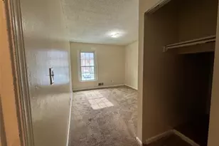 5140 High Point Rd, Union City, GA 30291 - Photo 11