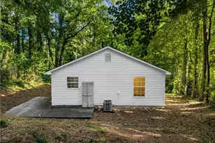 945 Buford Dam Rd, Cumming, GA 30041 - Photo 15