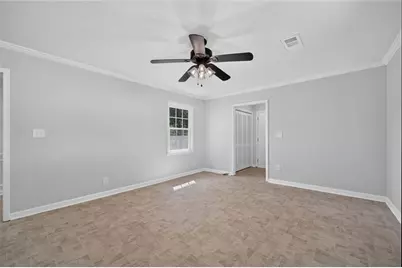 3245 Village Glen Trail S, Snellville, GA 30039 - Photo 11