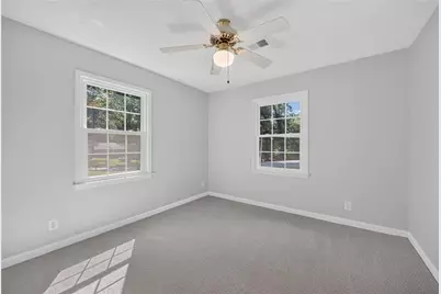 3245 Village Glen Trail S, Snellville, GA 30039 - Photo 27
