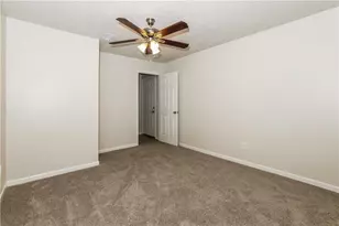 1361 Wrens Ct, Jonesboro, GA 30238 - Photo 11