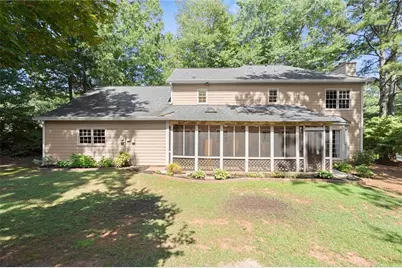 3650 Stonehenge Way NE, Marietta, GA 30066 - Photo 7