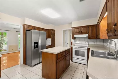 3650 Stonehenge Way NE, Marietta, GA 30066 - Photo 5