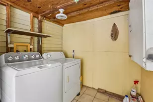 1955 Spink St NW, Atlanta, GA 30318 - Photo 15