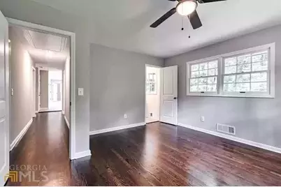 599 Holly Drive, Gainesville, GA 30501 - Photo 5