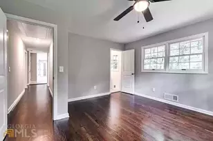 599 Holly Dr, Gainesville, GA 30501 - Photo 5