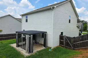 3819 Saddle Hill Way, Douglasville, GA 30135 - Photo 15