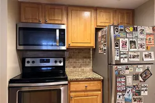 3075 Chastain Park Ct NE, Atlanta, GA 30342 - Photo 13