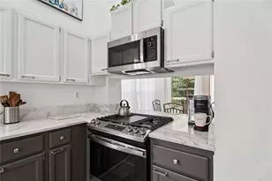 919 Bradford Ln, Marietta, GA 30062 - Photo 17