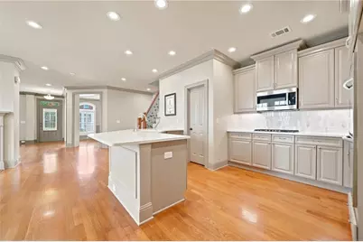 10870 Bossier Drive, Johns Creek, GA 30022 - Photo 15