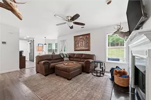 226 Charles Dr NE, Calhoun, GA 30701 - Photo 17