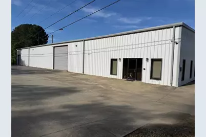 677 Lovers Lane Road SE, Calhoun, GA 30701 - Photo 1