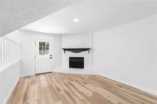 847 Half Moon Hollow, Lilburn, GA 30047 - Photo 21