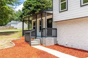 847 Half Moon Hollow, Lilburn, GA 30047 - Photo 7