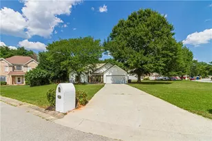100 Winslow Ct, McDonough, GA 30253 - Photo 3
