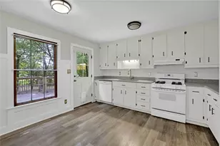 2683 Ashworth Circle SW, Snellville, GA 30078 - Photo 5