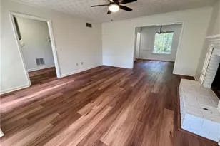 926 W Mill Trce NW, Kennesaw, GA 30152 - Photo 17