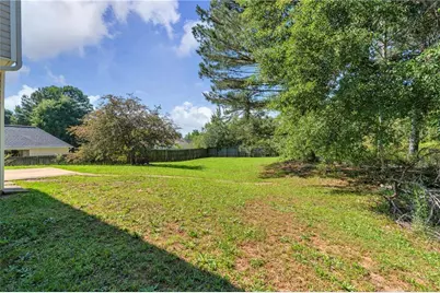 136 Calico Loop, Grantville, GA 30220 - Photo 43