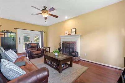 5660 Bridle Glen Drive, Buford, GA 30518 - Photo 7