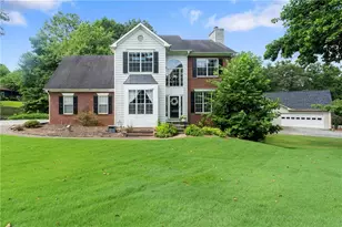5660 Bridle Glen Dr, Buford, GA 30518 - Photo 3