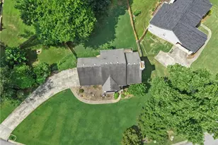 5660 Bridle Glen Dr, Buford, GA 30518 - Photo 5