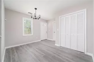665 S Eugenia Pl NW, Atlanta, GA 30318 - Photo 17
