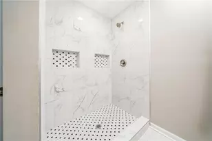 665 S Eugenia Pl NW, Atlanta, GA 30318 - Photo 23