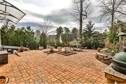 800 Glenairy Drive, Atlanta, GA 30328 - Photo 15