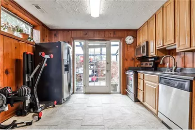 800 Glenairy Drive, Atlanta, GA 30328 - Photo 13