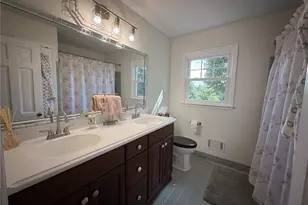 800 Glenairy Dr, Atlanta, GA 30328 - Photo 11