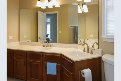 353 Lake Forest Court, Lawrenceville, GA 30043 - Photo 31