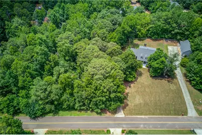 185 Woodland Terrace, Jefferson, GA 30549 - Photo 3