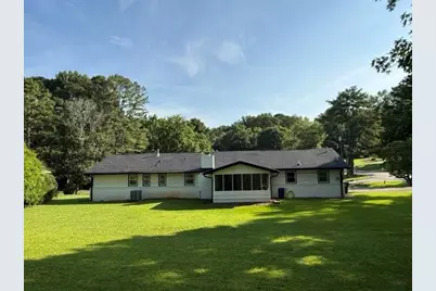 201 Lockring Drive SW, Lilburn, GA 30047 - Photo 21