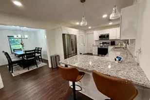 201 Lockring Dr SW, Lilburn, GA 30047 - Photo 7
