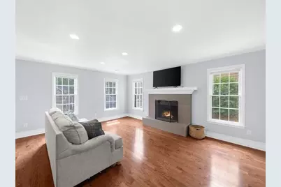 1357 Chatley Way, Woodstock, GA 30188 - Photo 7