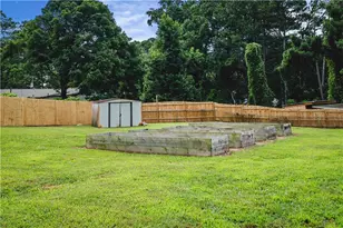 119 Long Dr SW, Marietta, GA 30060 - Photo 17