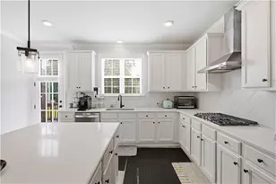 3005 Poppy Ln, Roswell, GA 30076 - Photo 17