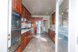 721 Smithstone Rd SE, Marietta, GA 30067 - Photo 9