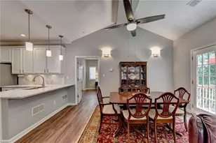 3321 Raes Creek Rd, Marietta, GA 30008 - Photo 11