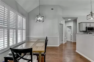 5019 Weatherstone Dr, Buford, GA 30519 - Photo 13