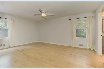 7350 Hunters Branch Drive, Atlanta, GA 30328 - Photo 45
