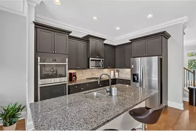 1738 Breyerton Drive NE, Atlanta, GA 30329 - Photo 5